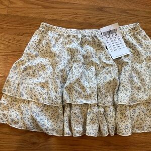 Brandy Melville Tiered Floral Ruffle Skirt Sz 2